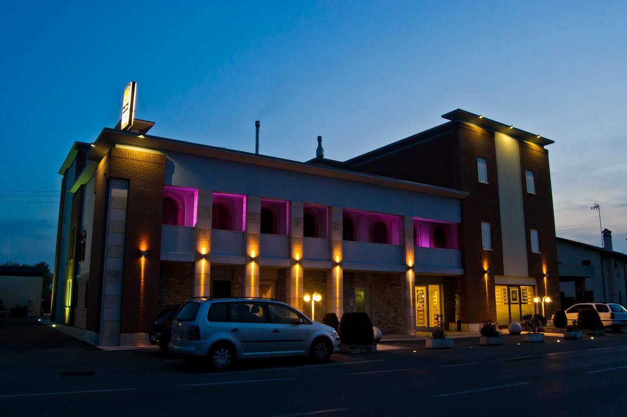 Hotel Desiderio Villa del Conte Exteriér fotografie