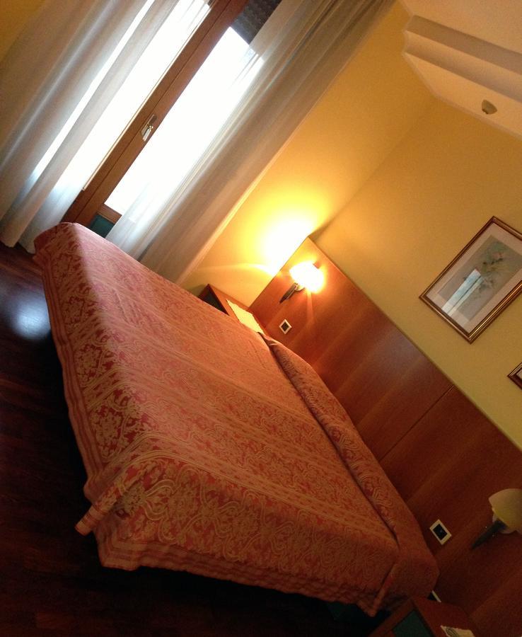Hotel Desiderio Villa del Conte Exteriér fotografie